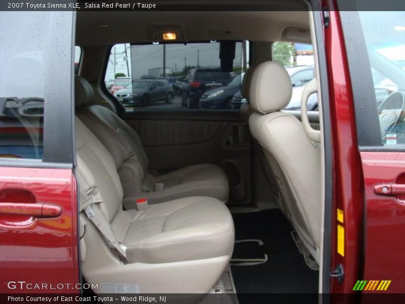 Salsa Red Pearl / Taupe 2007 Toyota Sienna XLE