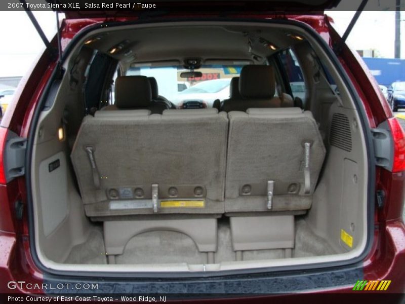 Salsa Red Pearl / Taupe 2007 Toyota Sienna XLE