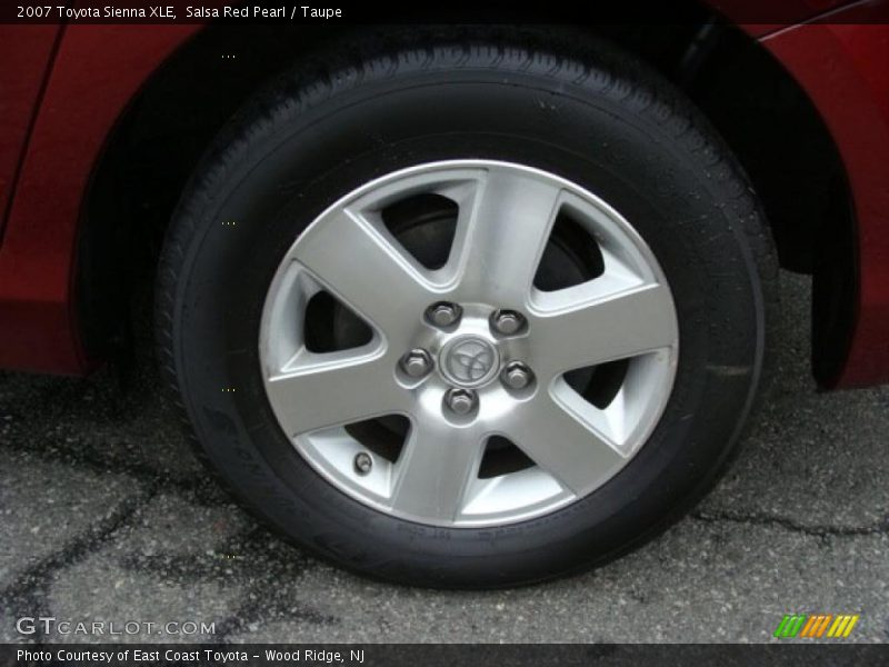 Salsa Red Pearl / Taupe 2007 Toyota Sienna XLE