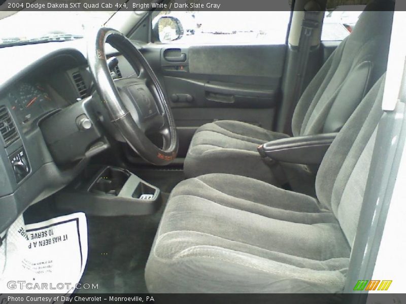 Bright White / Dark Slate Gray 2004 Dodge Dakota SXT Quad Cab 4x4