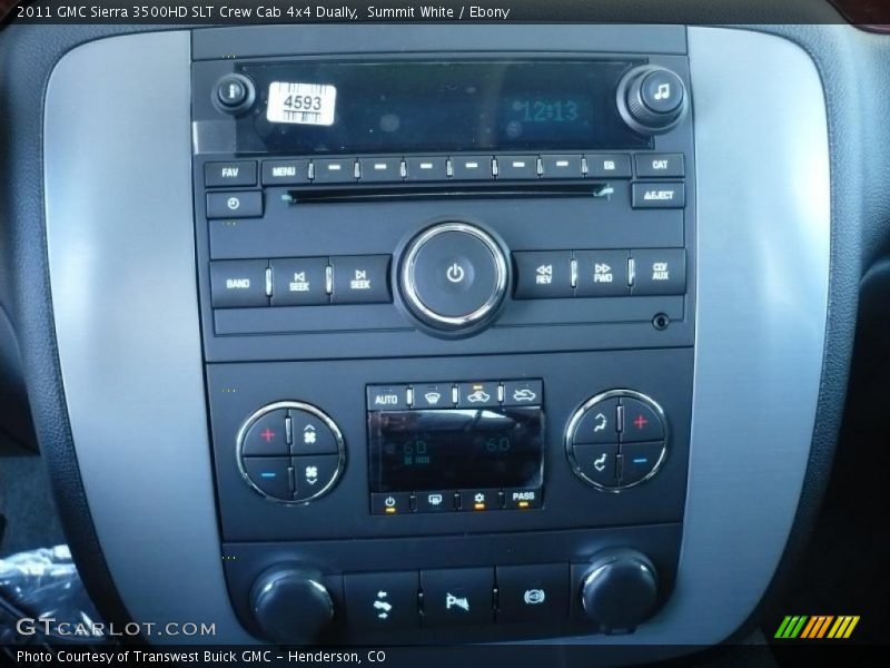 Summit White / Ebony 2011 GMC Sierra 3500HD SLT Crew Cab 4x4 Dually