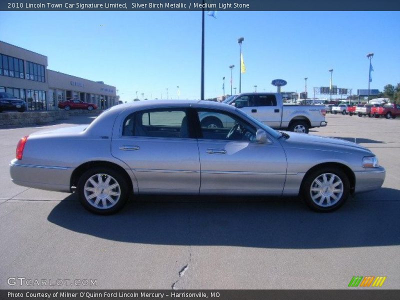 Silver Birch Metallic / Medium Light Stone 2010 Lincoln Town Car Signature Limited