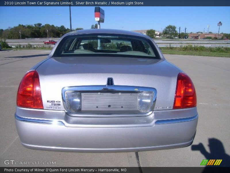 Silver Birch Metallic / Medium Light Stone 2010 Lincoln Town Car Signature Limited