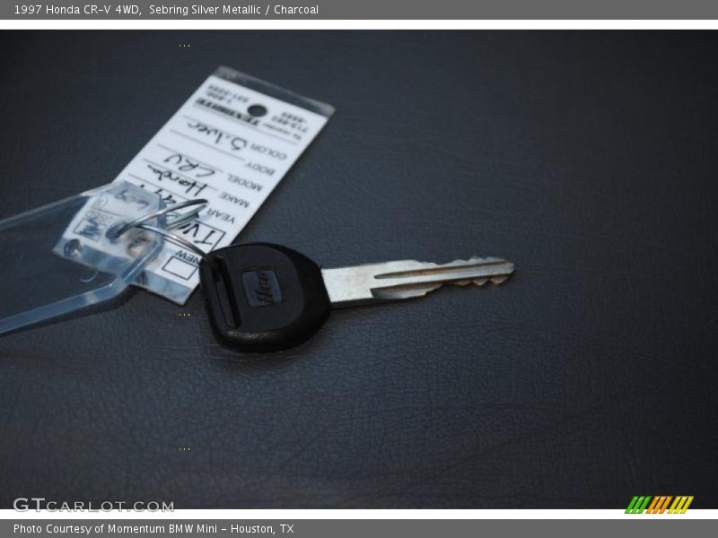 Sebring Silver Metallic / Charcoal 1997 Honda CR-V 4WD