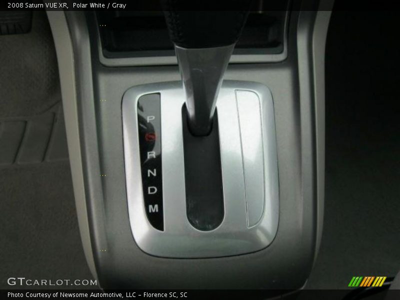 Polar White / Gray 2008 Saturn VUE XR
