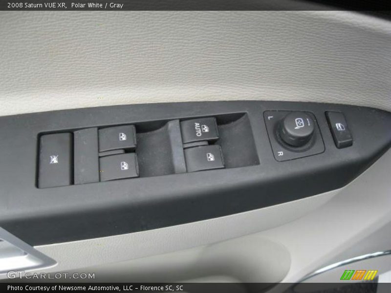Polar White / Gray 2008 Saturn VUE XR