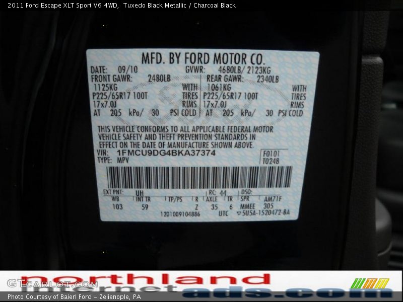 Tuxedo Black Metallic / Charcoal Black 2011 Ford Escape XLT Sport V6 4WD