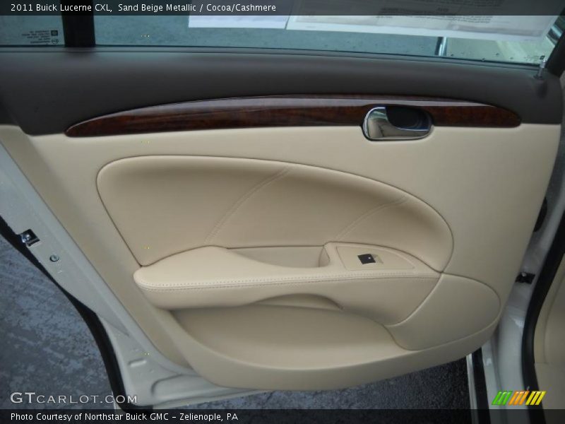 Sand Beige Metallic / Cocoa/Cashmere 2011 Buick Lucerne CXL