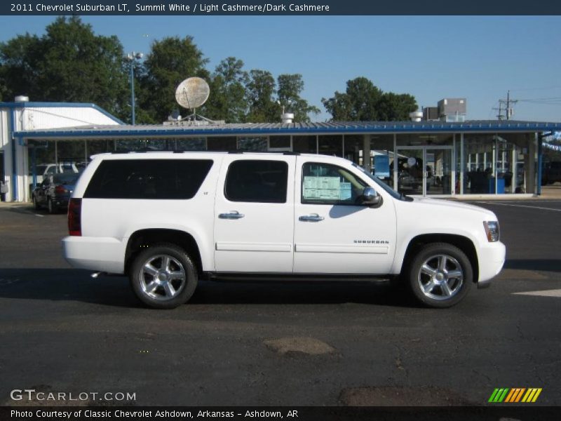 Summit White / Light Cashmere/Dark Cashmere 2011 Chevrolet Suburban LT