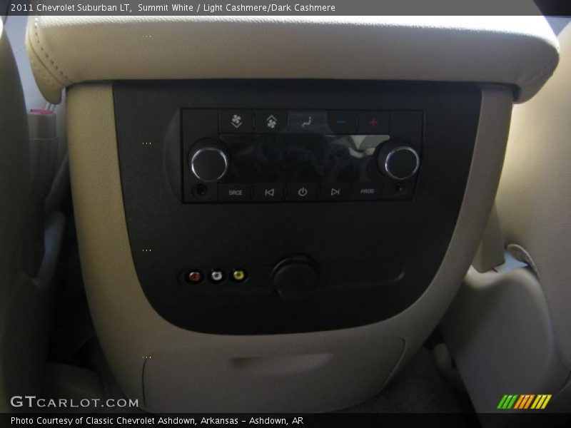 Summit White / Light Cashmere/Dark Cashmere 2011 Chevrolet Suburban LT