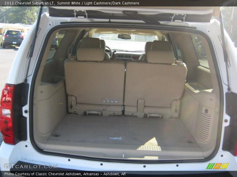 Summit White / Light Cashmere/Dark Cashmere 2011 Chevrolet Suburban LT