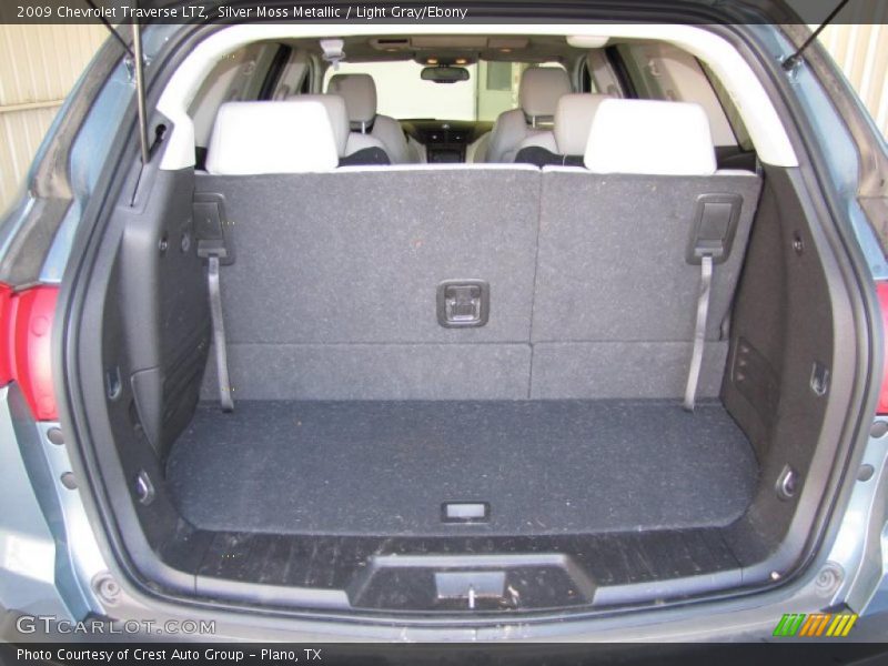  2009 Traverse LTZ Trunk