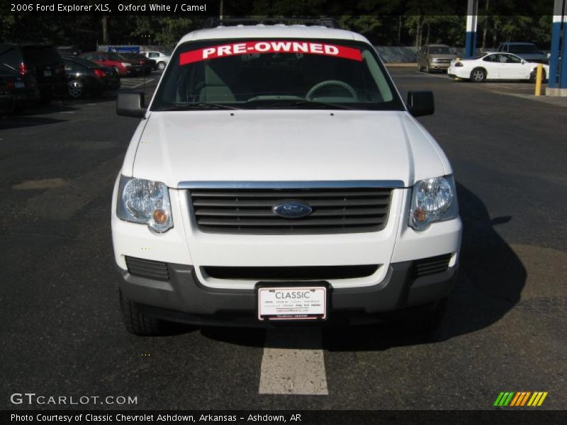 Oxford White / Camel 2006 Ford Explorer XLS