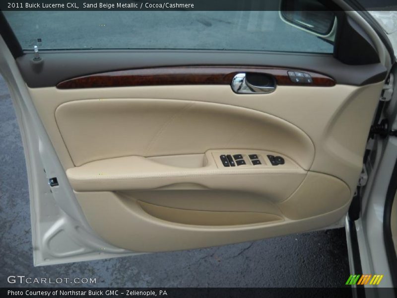 Sand Beige Metallic / Cocoa/Cashmere 2011 Buick Lucerne CXL