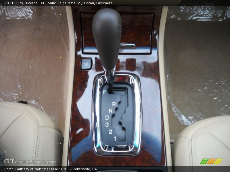 Sand Beige Metallic / Cocoa/Cashmere 2011 Buick Lucerne CXL