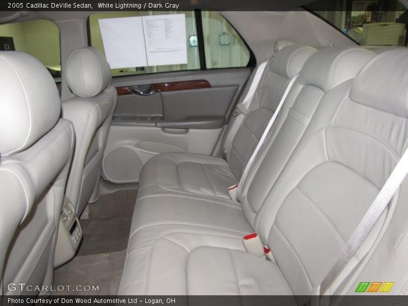 White Lightning / Dark Gray 2005 Cadillac DeVille Sedan