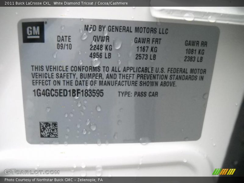 White Diamond Tricoat / Cocoa/Cashmere 2011 Buick LaCrosse CXL