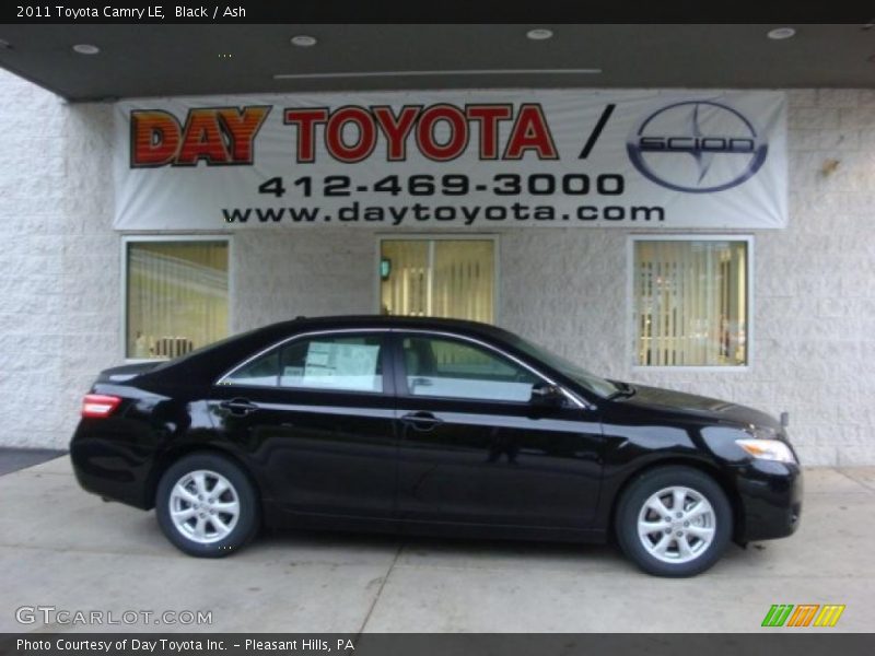 Black / Ash 2011 Toyota Camry LE