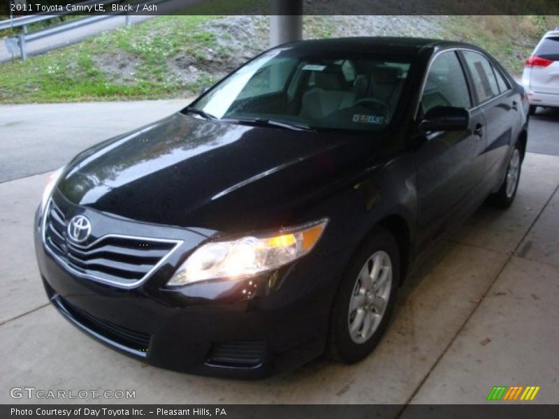 Black / Ash 2011 Toyota Camry LE