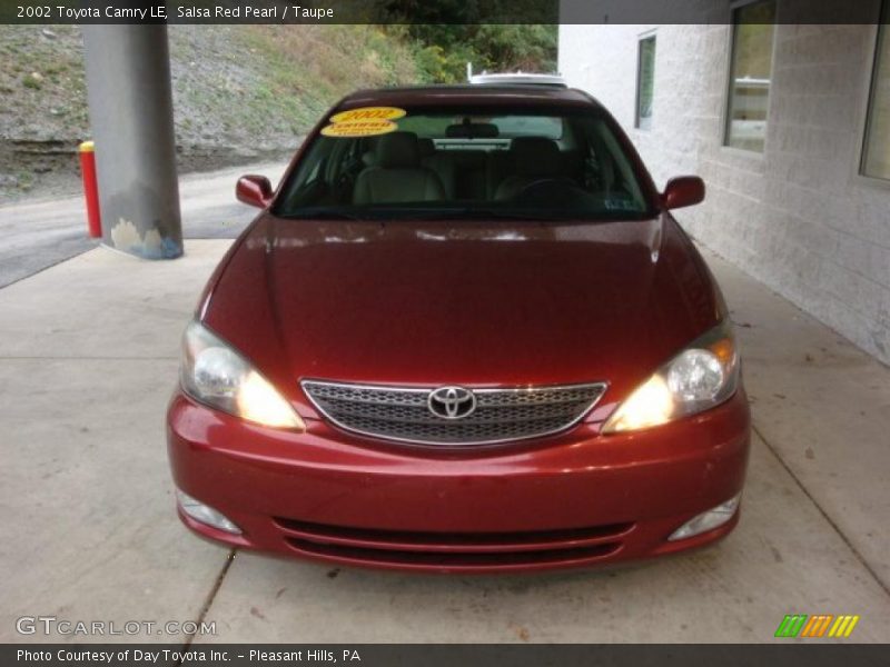 Salsa Red Pearl / Taupe 2002 Toyota Camry LE