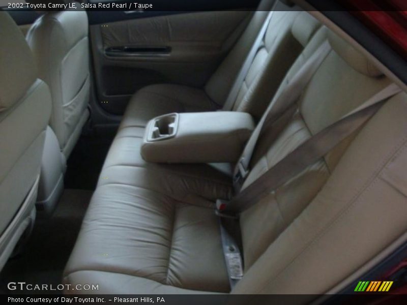Salsa Red Pearl / Taupe 2002 Toyota Camry LE