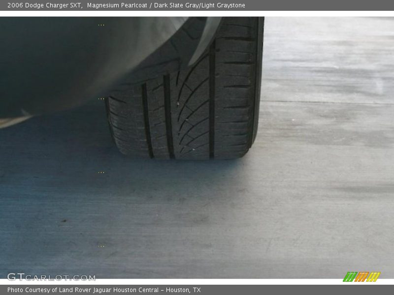 Magnesium Pearlcoat / Dark Slate Gray/Light Graystone 2006 Dodge Charger SXT
