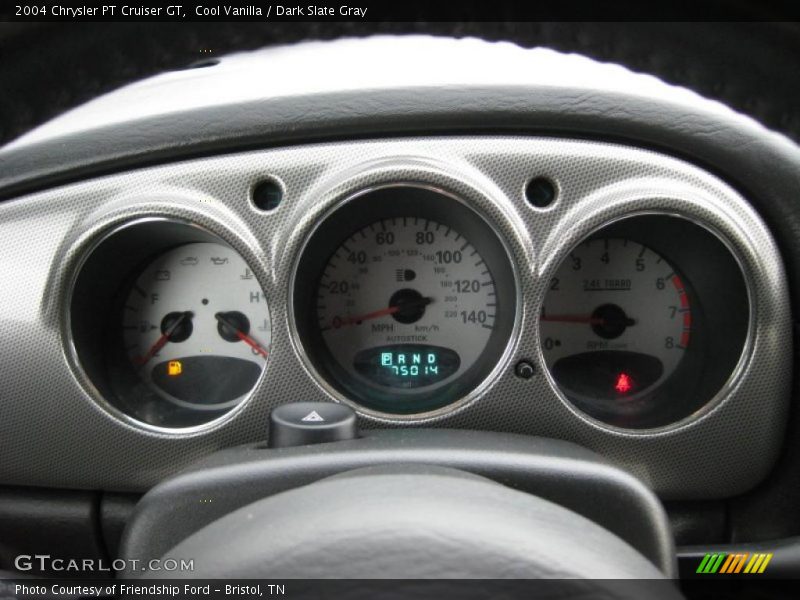 Cool Vanilla / Dark Slate Gray 2004 Chrysler PT Cruiser GT