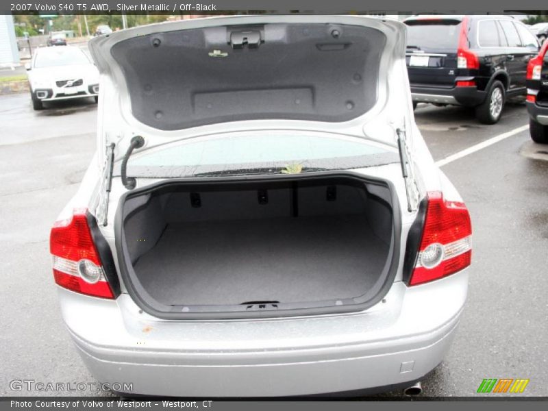 Silver Metallic / Off-Black 2007 Volvo S40 T5 AWD