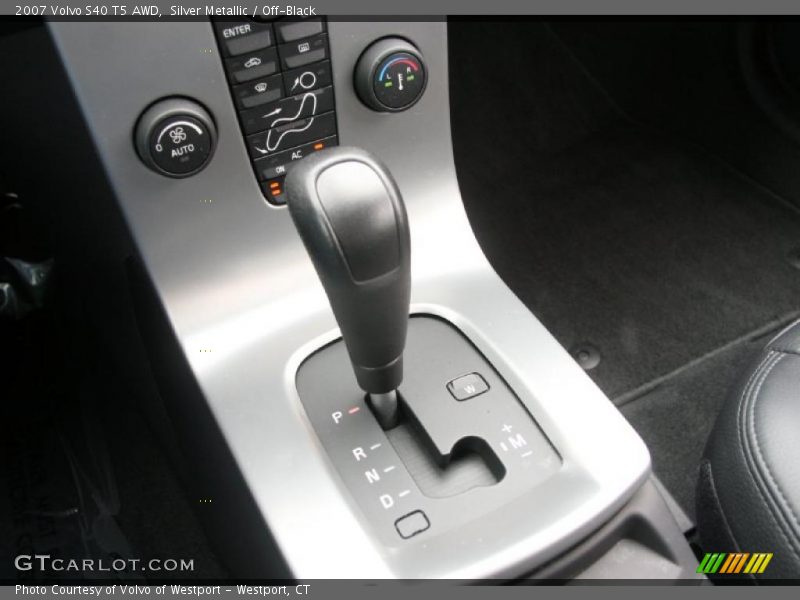 Silver Metallic / Off-Black 2007 Volvo S40 T5 AWD