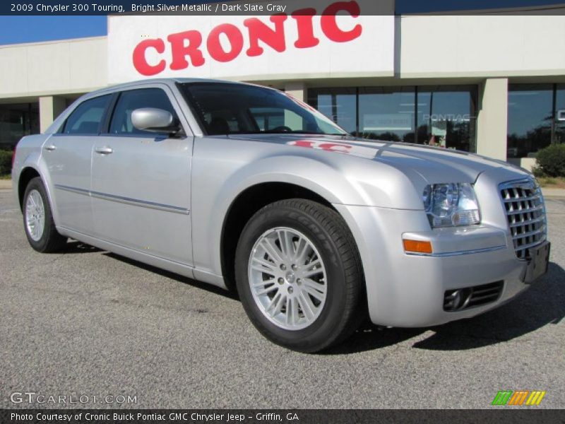 Bright Silver Metallic / Dark Slate Gray 2009 Chrysler 300 Touring