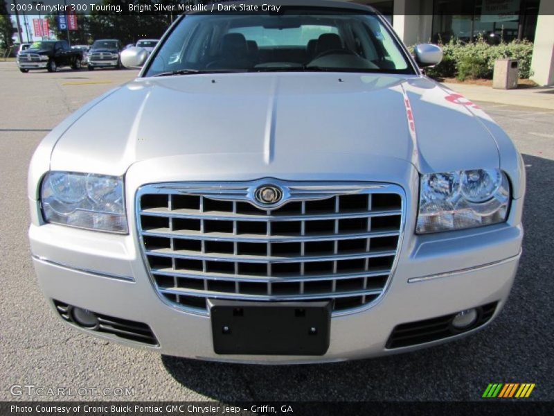 Bright Silver Metallic / Dark Slate Gray 2009 Chrysler 300 Touring