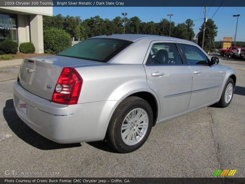 Bright Silver Metallic / Dark Slate Gray 2009 Chrysler 300 Touring