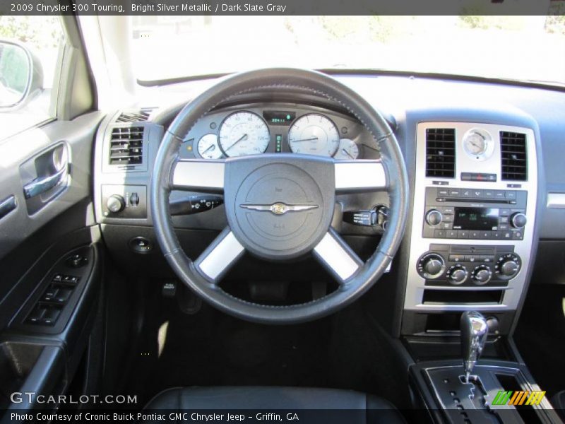 Bright Silver Metallic / Dark Slate Gray 2009 Chrysler 300 Touring