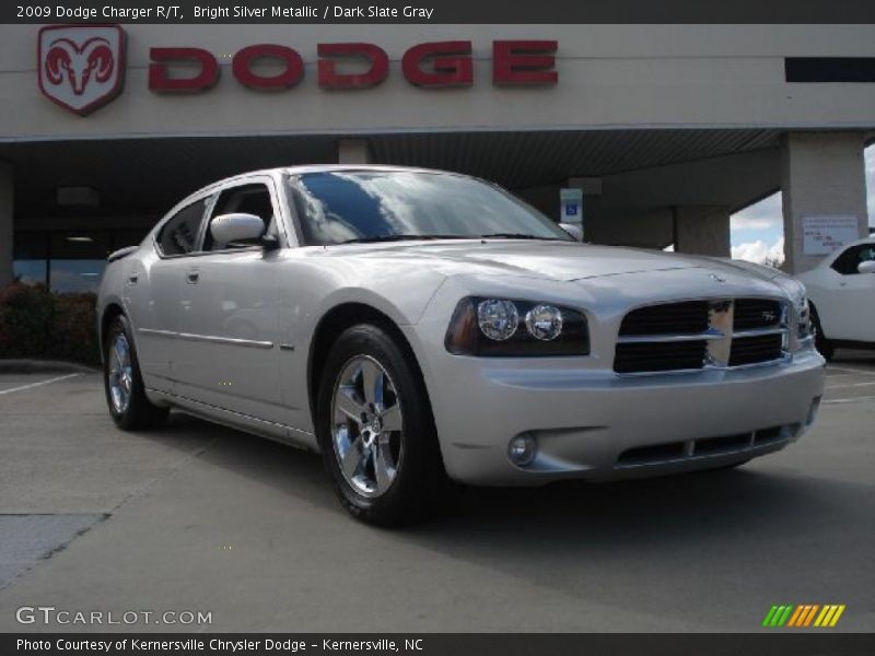 Bright Silver Metallic / Dark Slate Gray 2009 Dodge Charger R/T