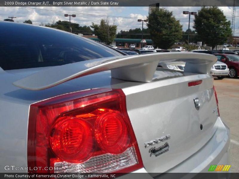 Bright Silver Metallic / Dark Slate Gray 2009 Dodge Charger R/T