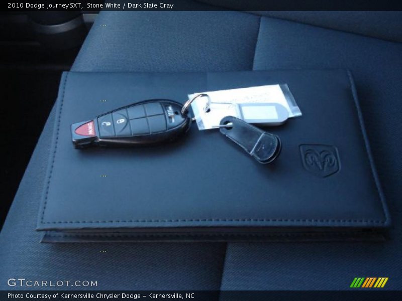 Stone White / Dark Slate Gray 2010 Dodge Journey SXT