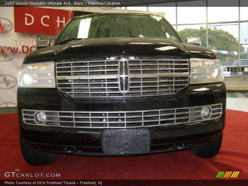 Black / Charcoal/Caramel 2007 Lincoln Navigator Ultimate 4x4