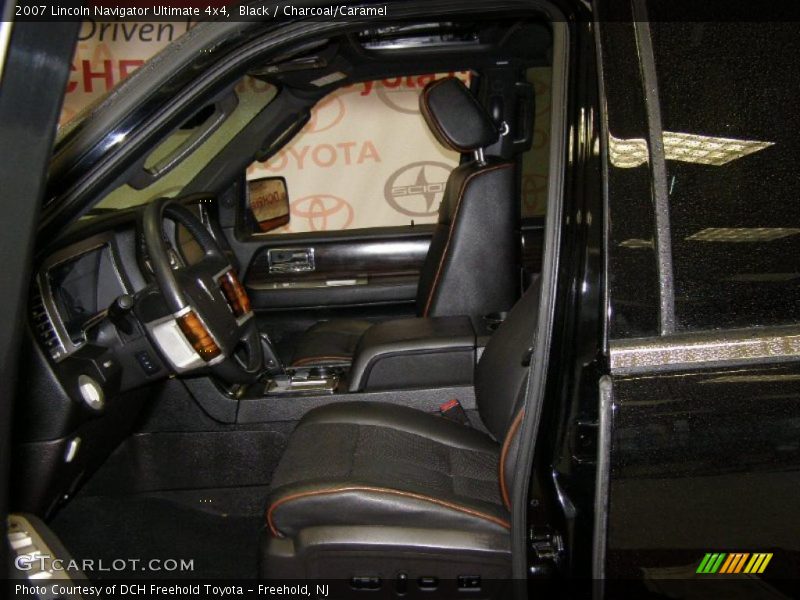 Black / Charcoal/Caramel 2007 Lincoln Navigator Ultimate 4x4