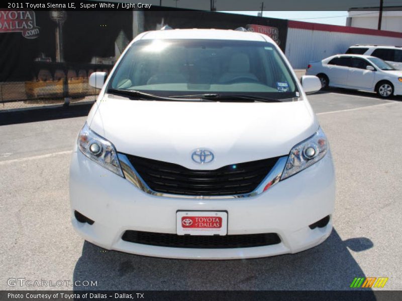 Super White / Light Gray 2011 Toyota Sienna LE