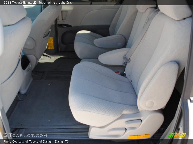 Super White / Light Gray 2011 Toyota Sienna LE