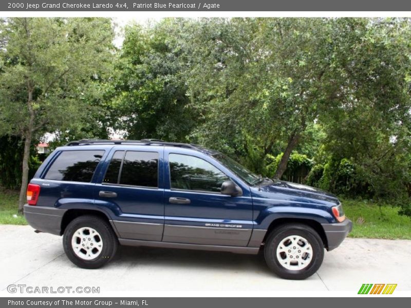 Patriot Blue Pearlcoat / Agate 2000 Jeep Grand Cherokee Laredo 4x4