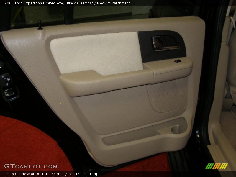 Black Clearcoat / Medium Parchment 2005 Ford Expedition Limited 4x4