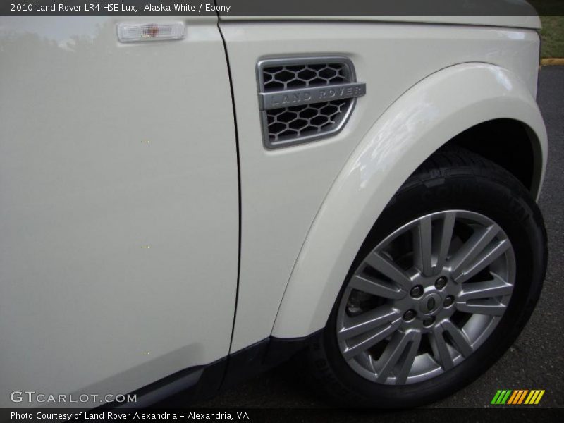 Alaska White / Ebony 2010 Land Rover LR4 HSE Lux