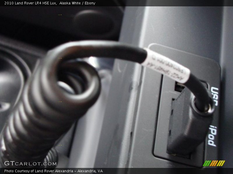 Alaska White / Ebony 2010 Land Rover LR4 HSE Lux