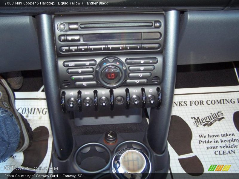 Liquid Yellow / Panther Black 2003 Mini Cooper S Hardtop