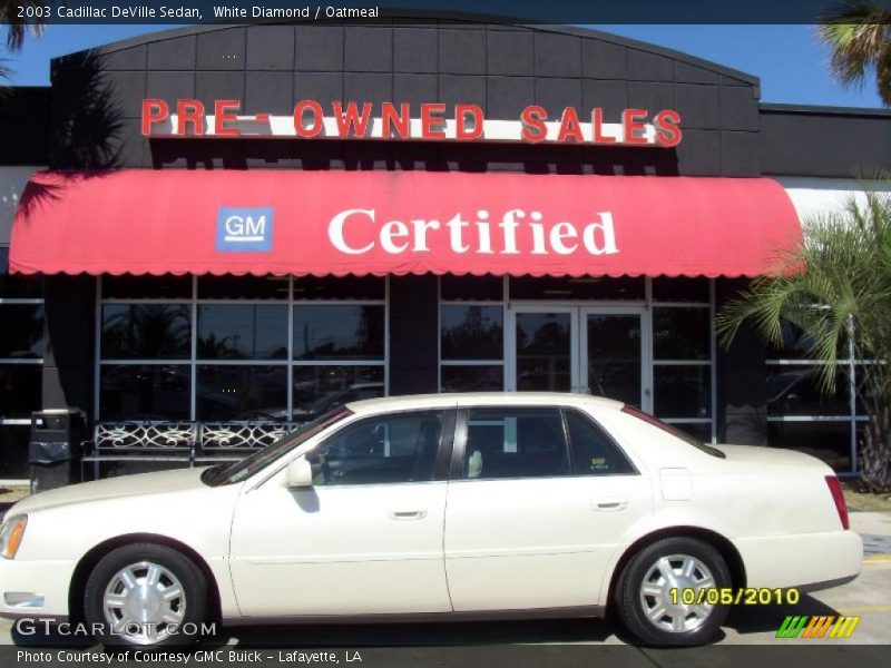 White Diamond / Oatmeal 2003 Cadillac DeVille Sedan