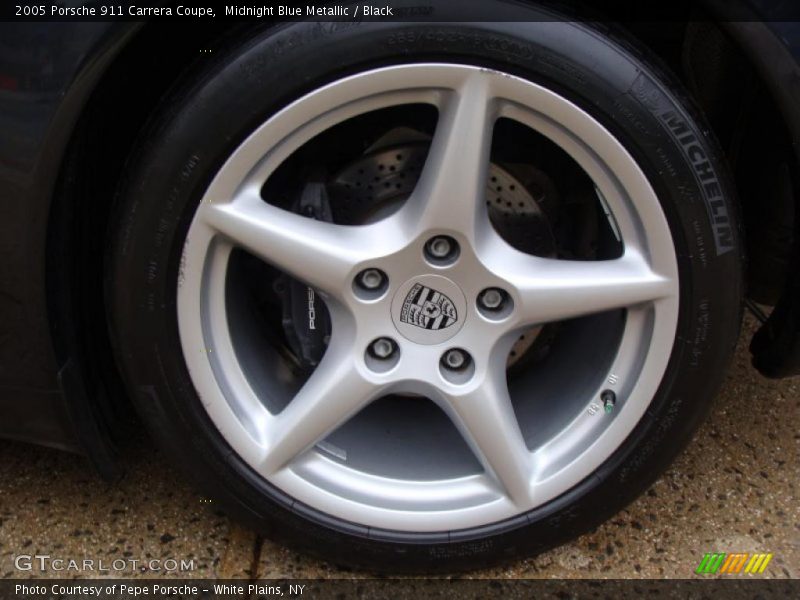 Midnight Blue Metallic / Black 2005 Porsche 911 Carrera Coupe