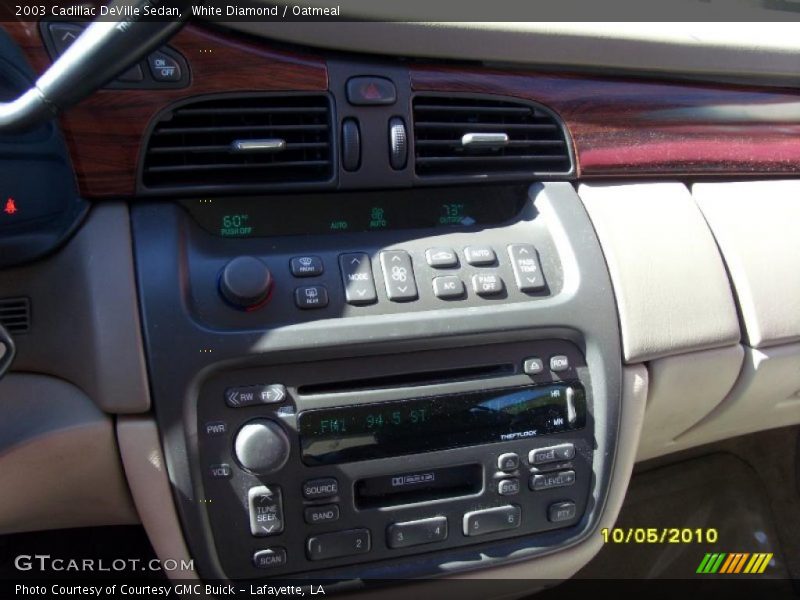 White Diamond / Oatmeal 2003 Cadillac DeVille Sedan