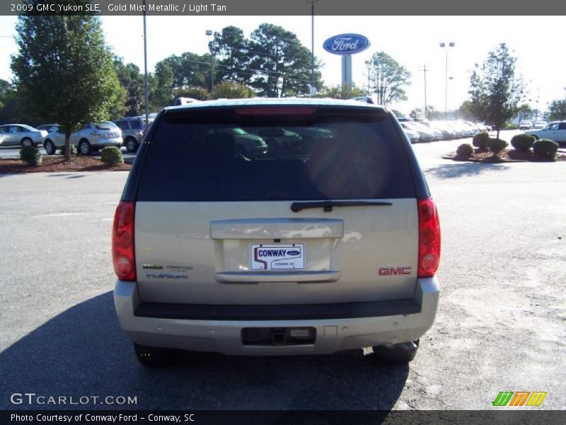 Gold Mist Metallic / Light Tan 2009 GMC Yukon SLE