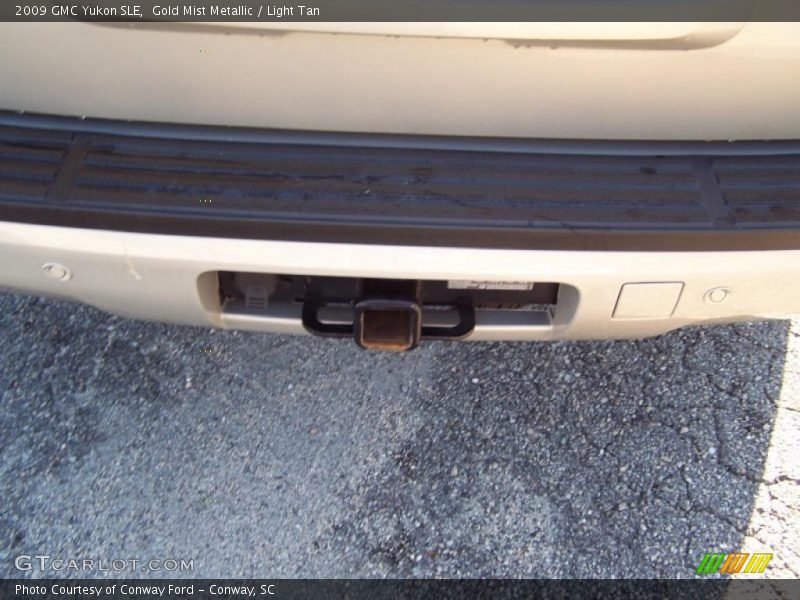 Gold Mist Metallic / Light Tan 2009 GMC Yukon SLE